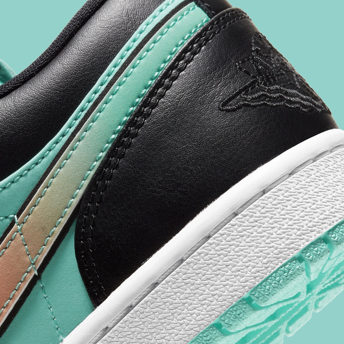 Jordan 1 Low "Tropical Twist"