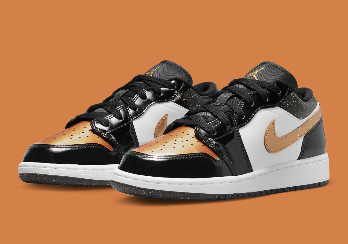 Jordan 1 Low "Metallic Gold Black"