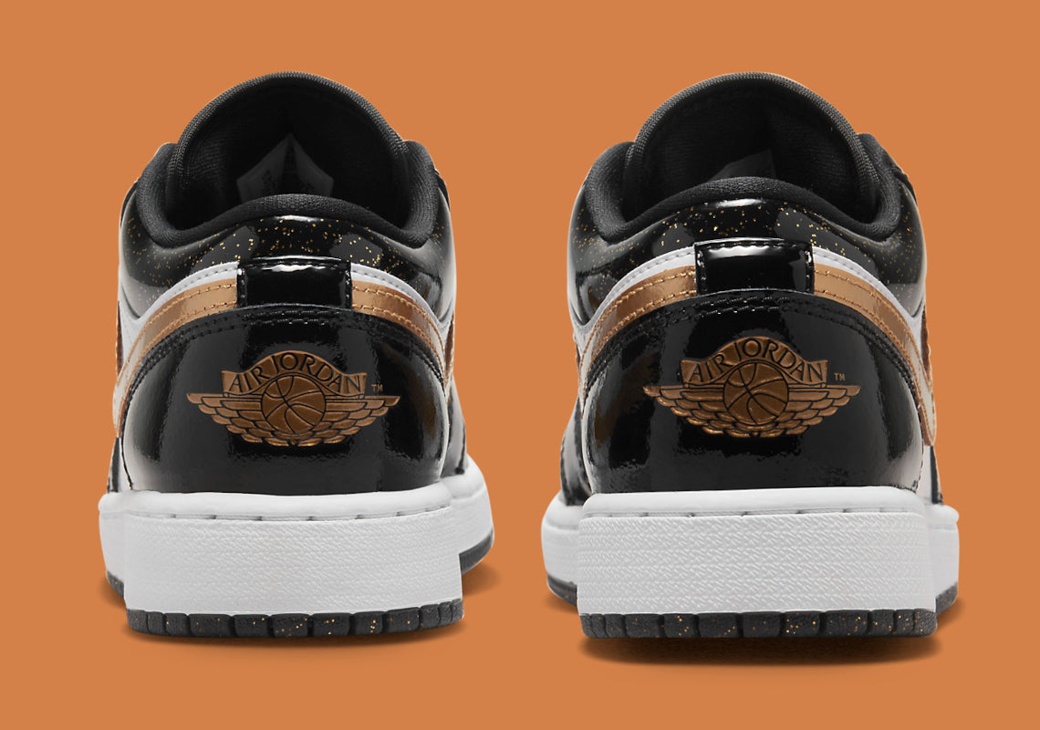 Jordan 1 Low "Metallic Gold Black"