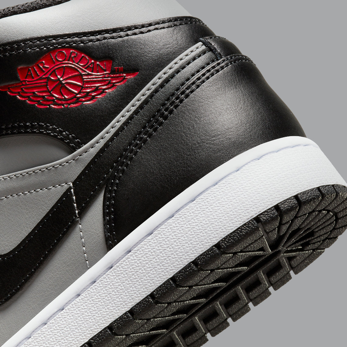 Jordan 1 Mid "Shadow Red"