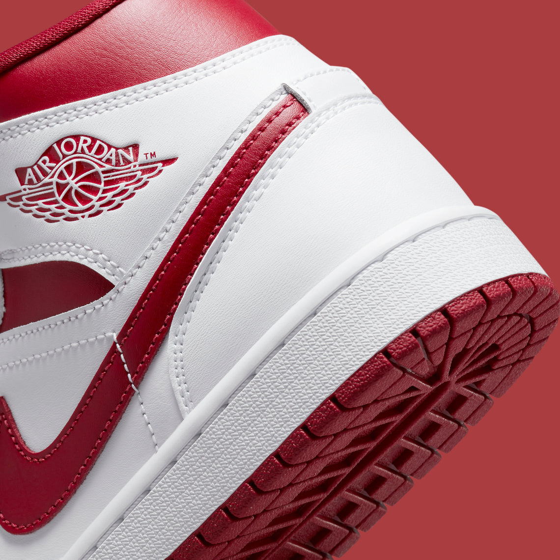 Jordan 1 Mid "Reverse Chicago" (W)