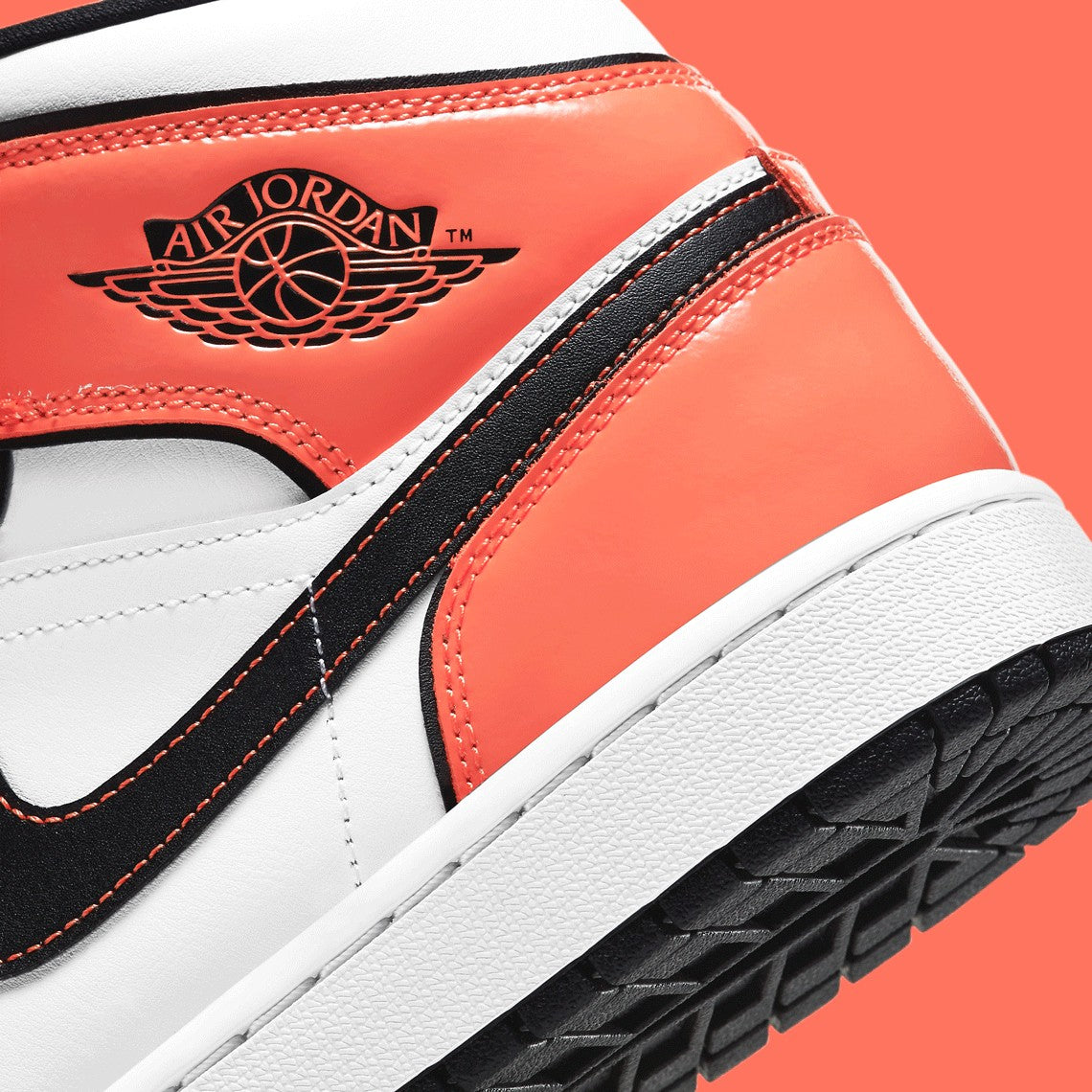 Jordan 1 Mid "Turf Orange"