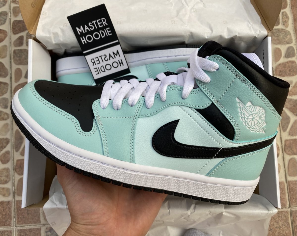 Jordan 1 Mid "Aqua Blue Tint" (W)