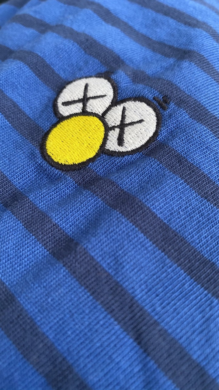 Playera KAWS X Uniqlo (Blue stripes)