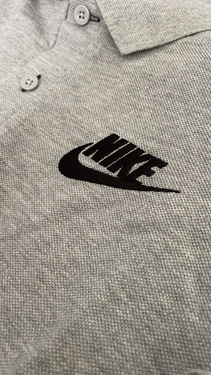 Playera Polo Nike (Gray)