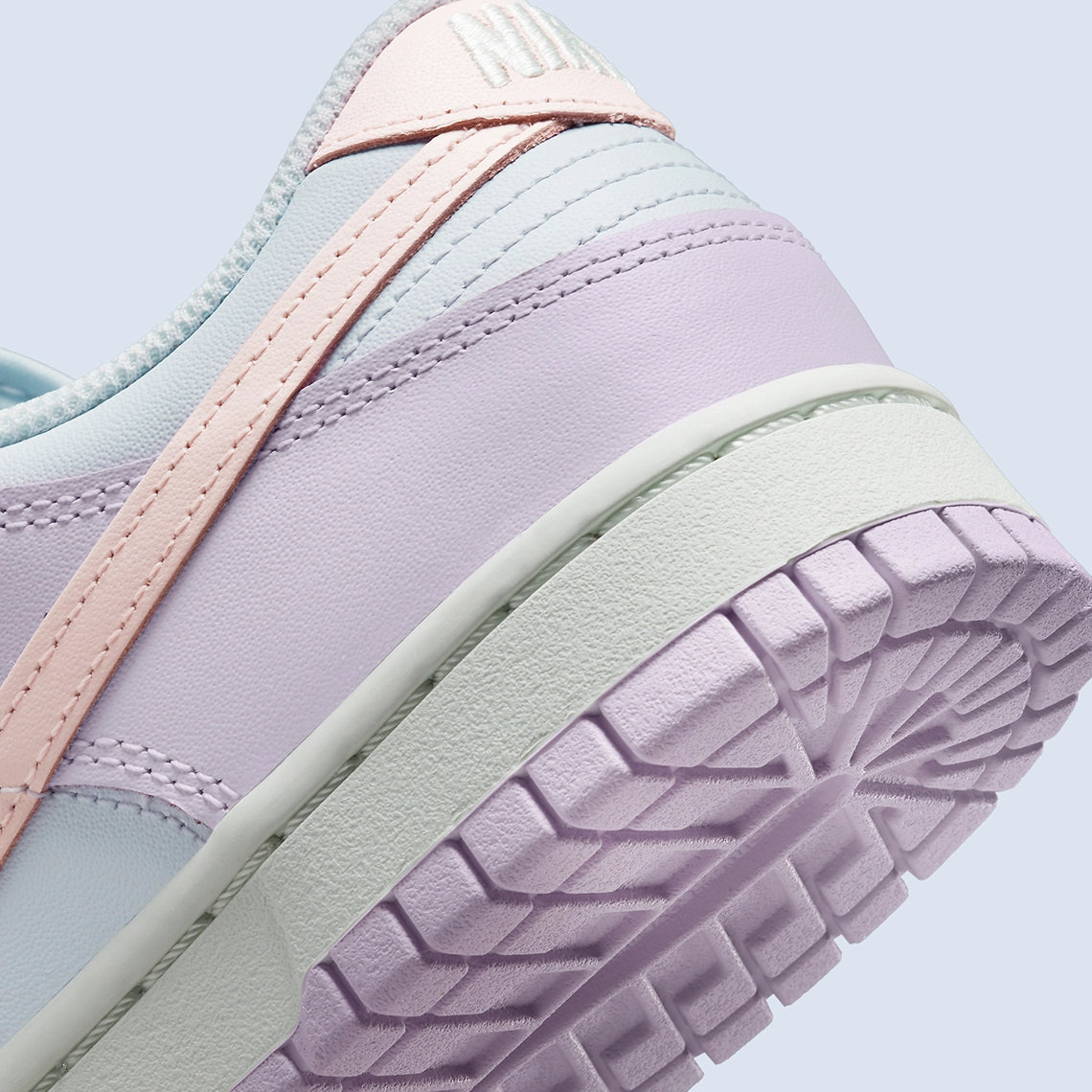 Nike Dunk Low "Easter" (2022) (W)