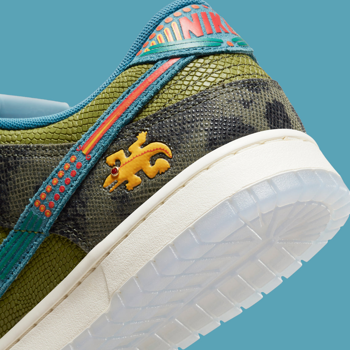 Nike dunk Low "SiEMPRE FAMILIA"