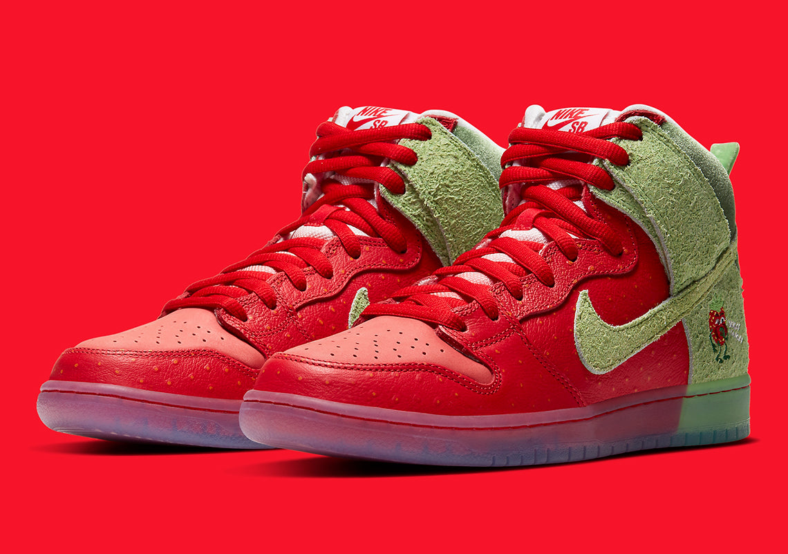 Nike SB Dunk High "Strawberry Cough"