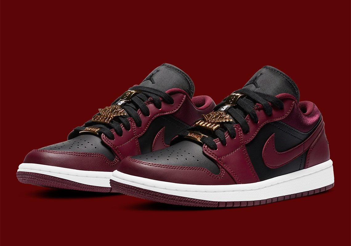 Jordan 1 Low "Dark Beetroot" (W)