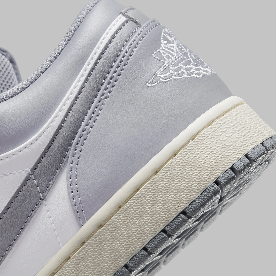 Jordan 1 Low "Vintage Grey"