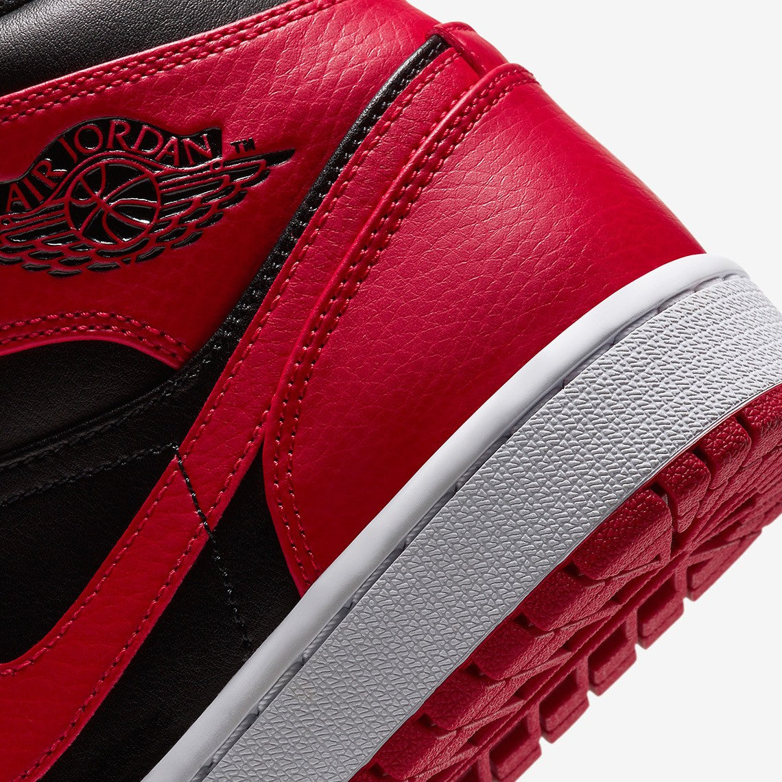 Jordan 1 Mid Banned (2020)