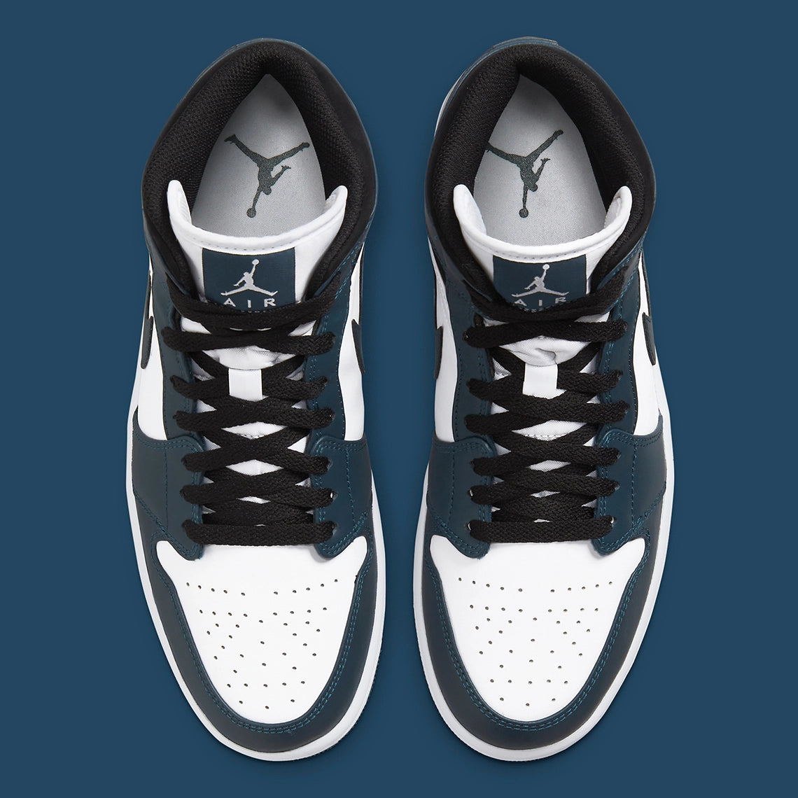 Jordan 1 Mid "Armony Navy"