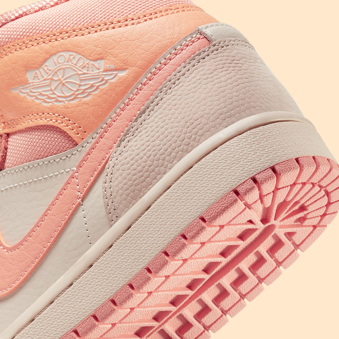 Jordan 1 Mid "Apricot Orange" (W)