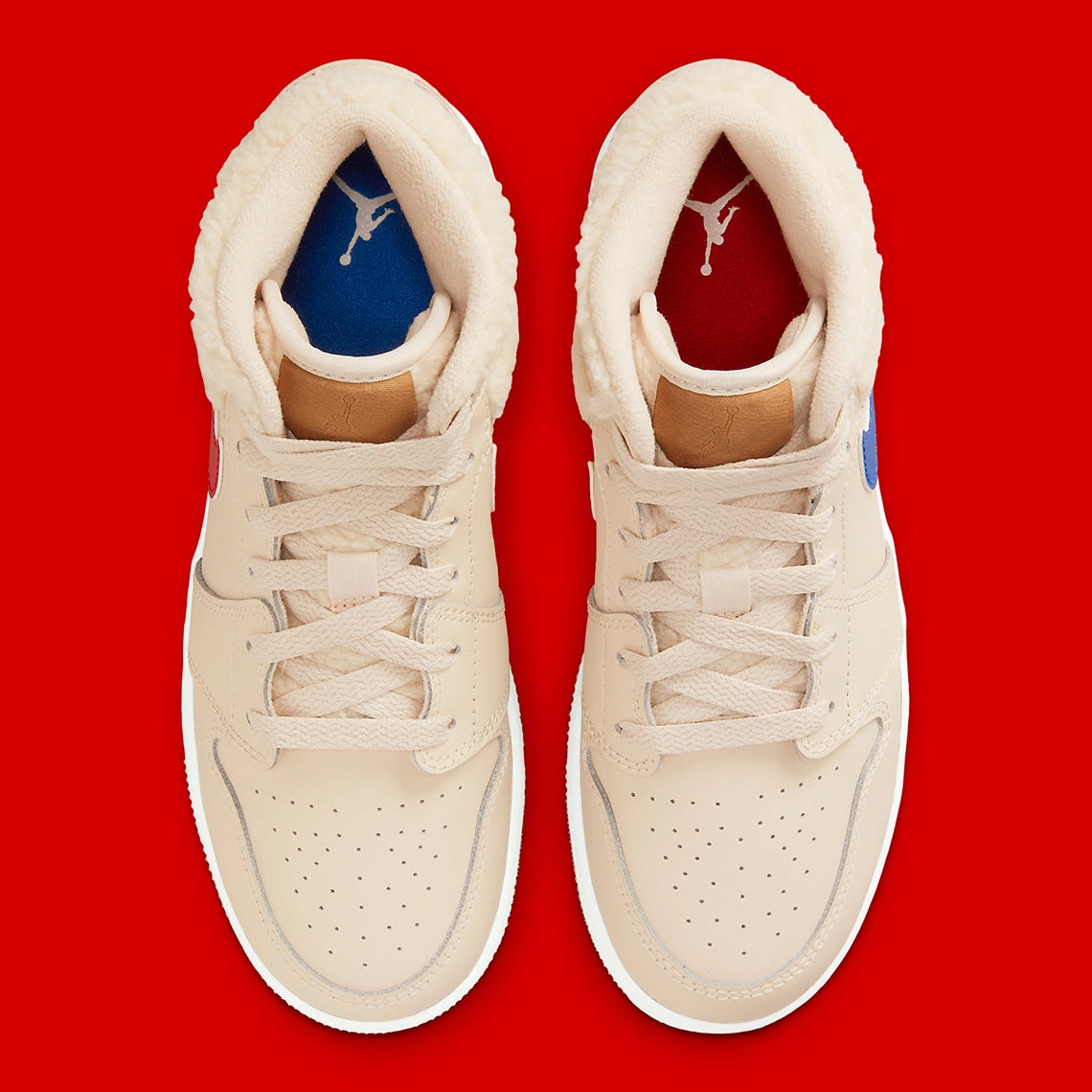 Jordan 1 Mid "Fleece Pearl White"