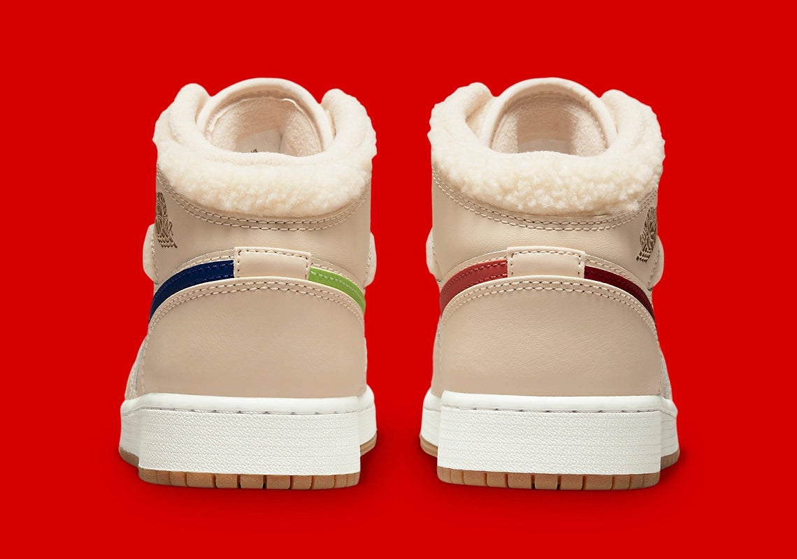 Jordan 1 Mid "Fleece Pearl White"