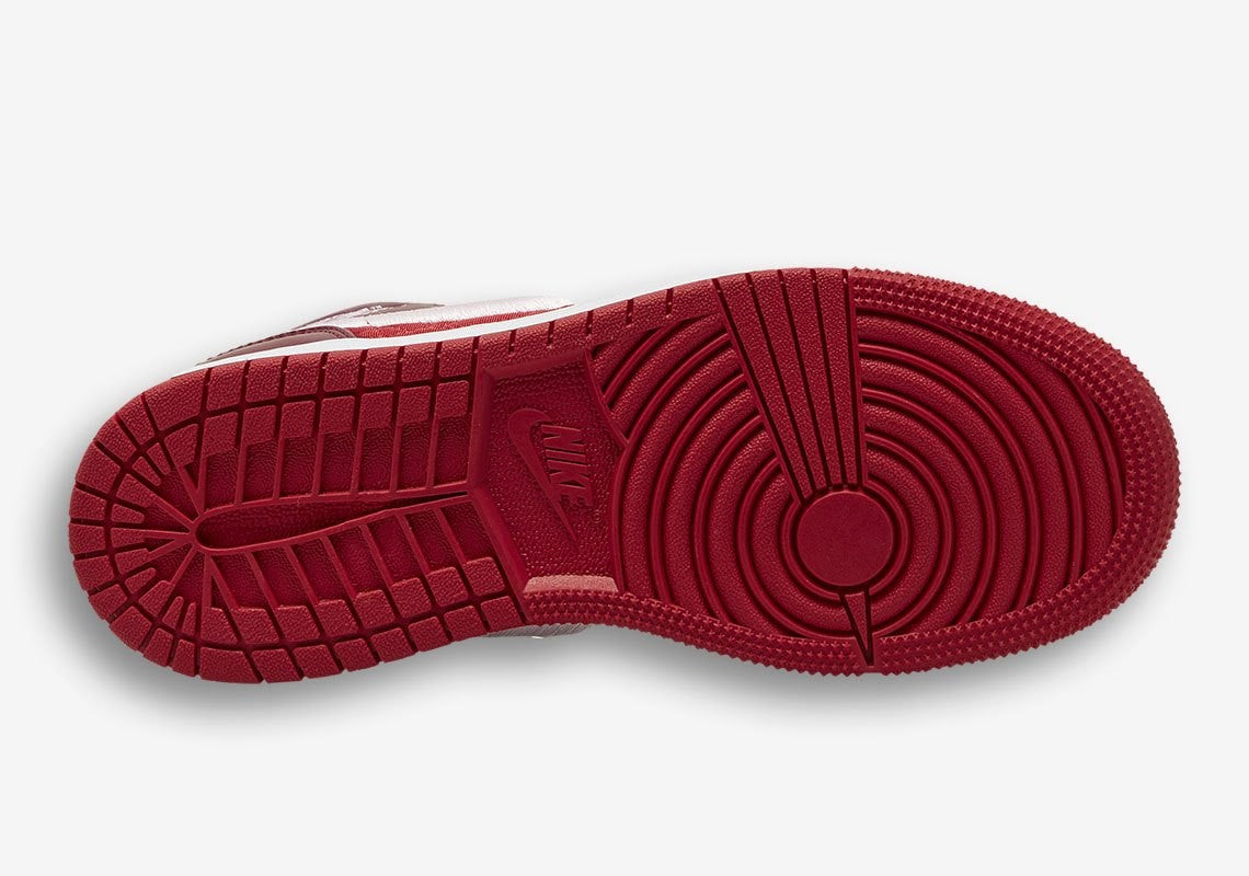 Jordan 1 Mid "Red Quilt"