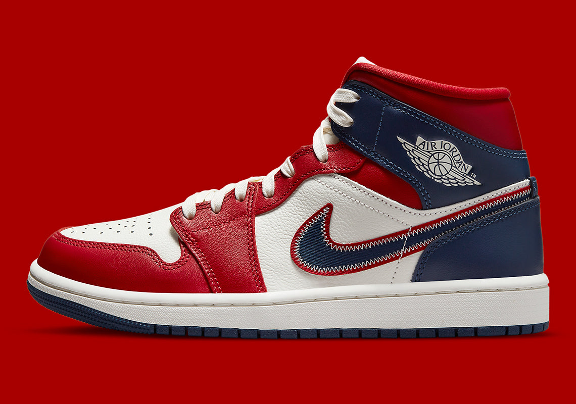 Jordan 1 Mid "USA" (2022) (W)