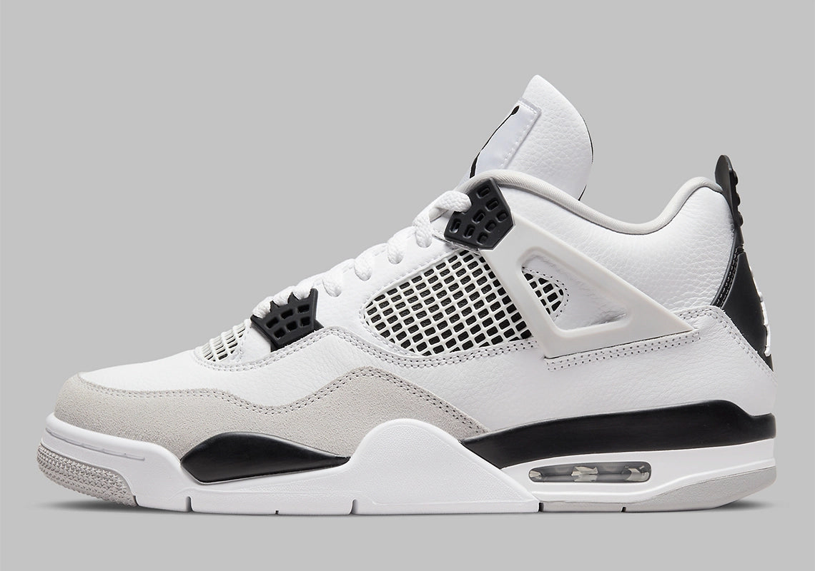 Jordan 4 Retro "Military Black"