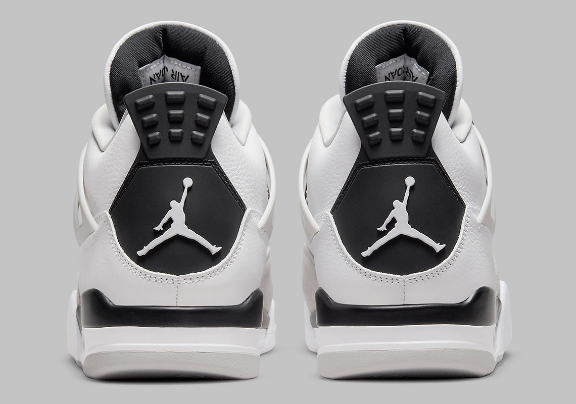 Jordan 4 Retro "Military Black"