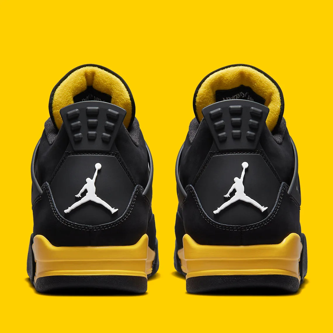Jordan 4 "Thunder"