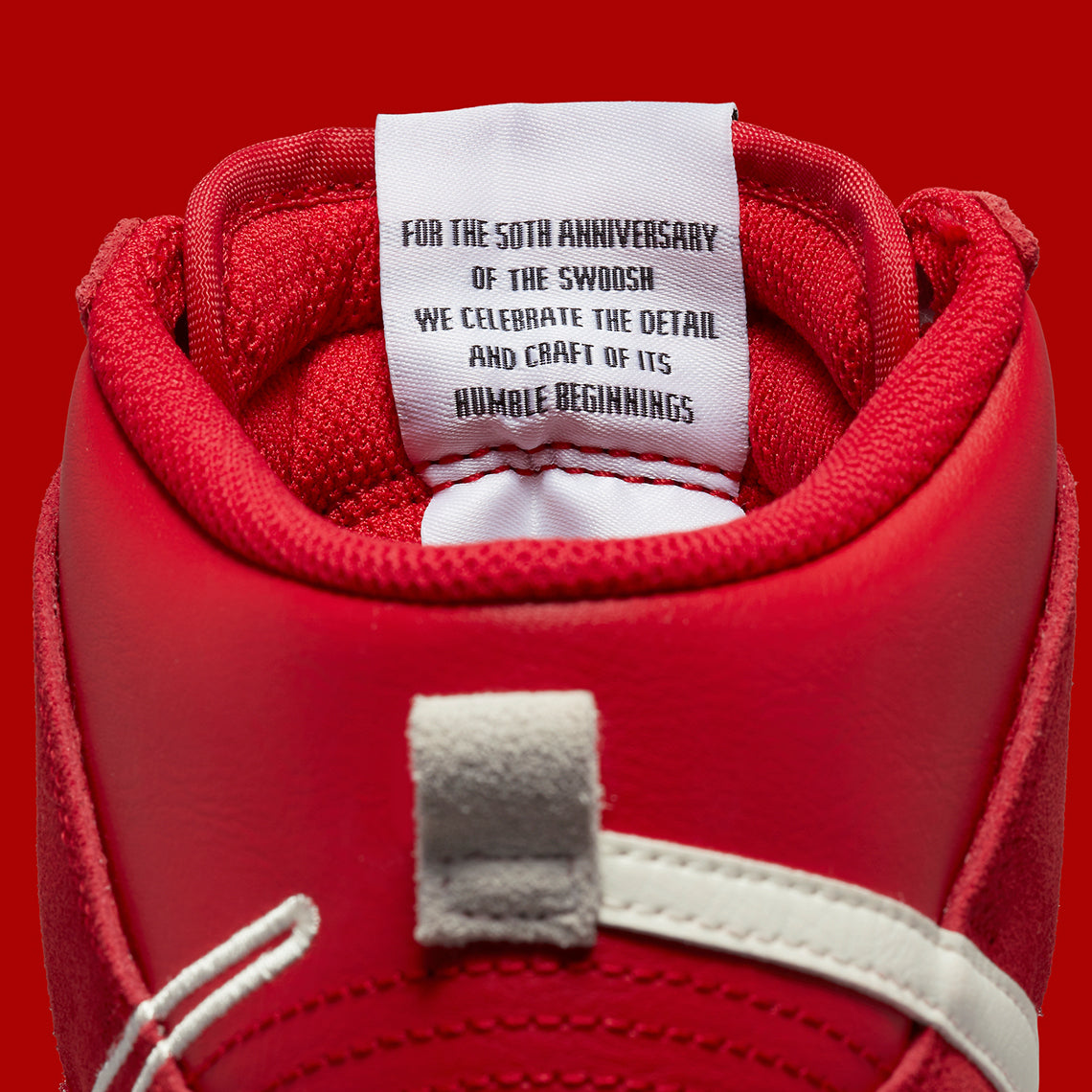 Nike Dunk High "First Use Red"