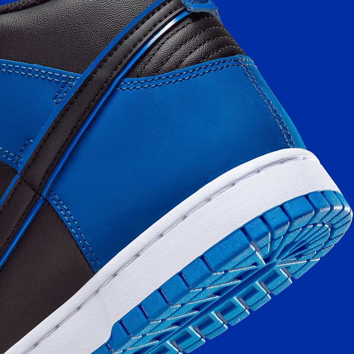 Nike Dunk High "Blue Camo"