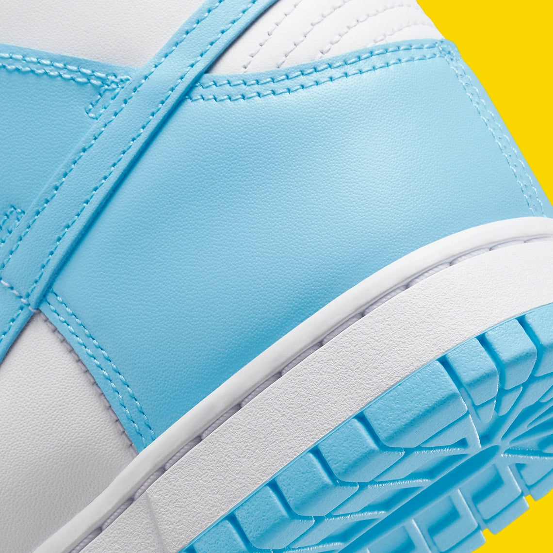Nike Dunk High "Blue Chill"