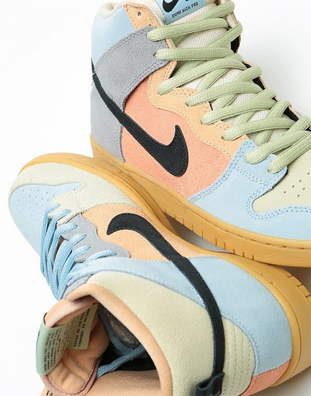 Nike SB Dunk High "Spectrum"