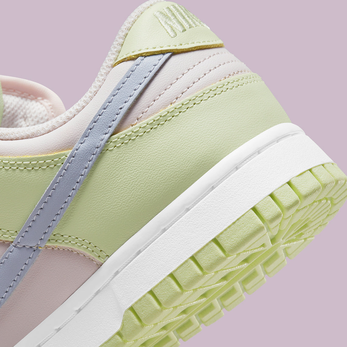 Nike Dunk Low "Lime Ice"