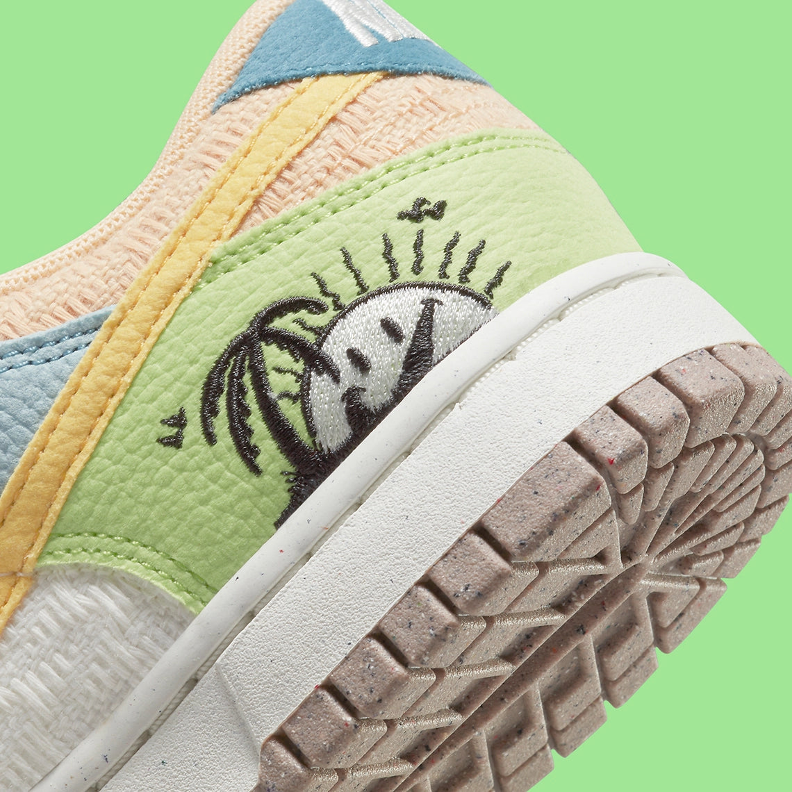 Nike Dunk Low "Sun Club" (W)