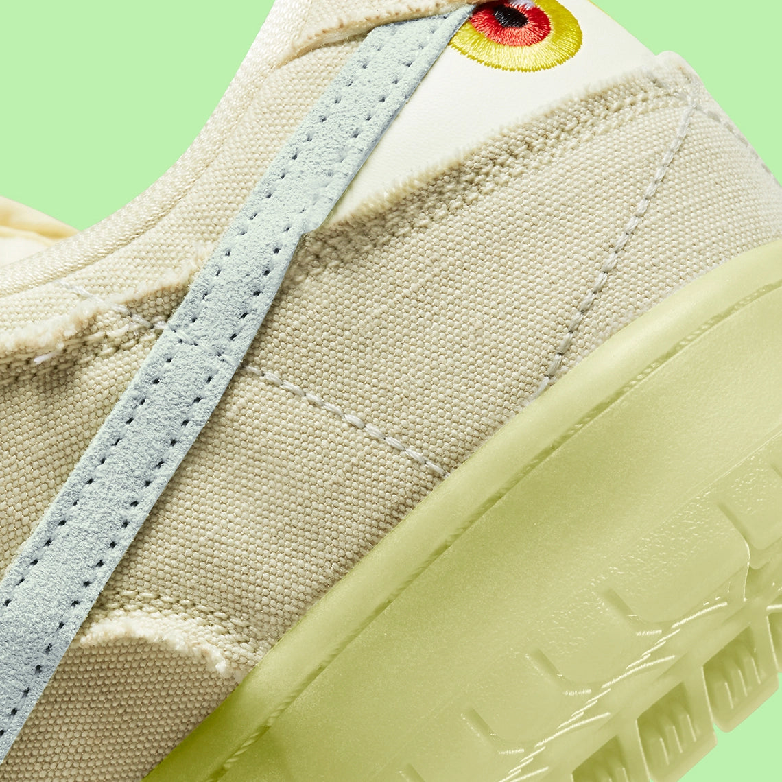 Nike SB Dunk Low "Mummy"