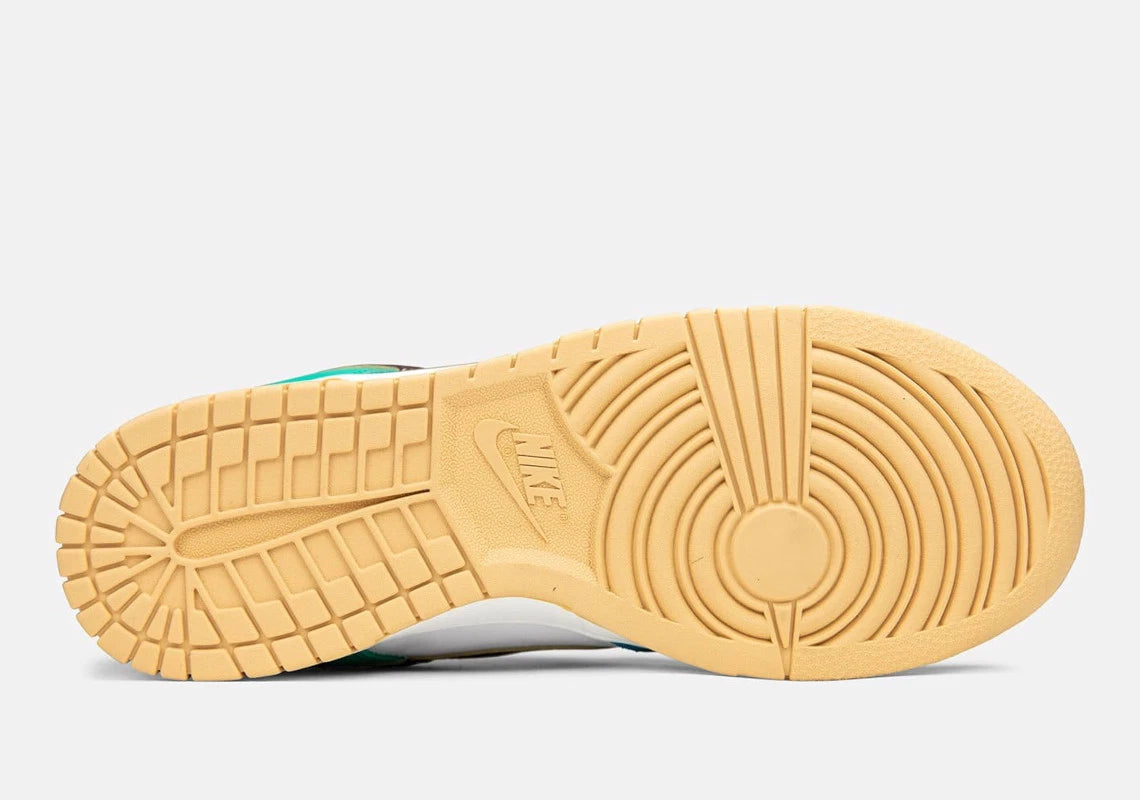 Nike Dunk Low "FREE.99"