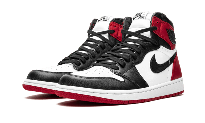 Jordan 1 High Retro "Satin Black Toe" (W)