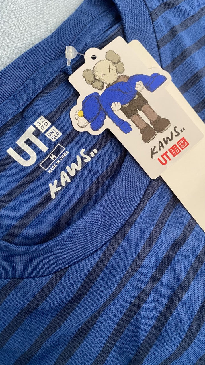 Playera KAWS X Uniqlo (Blue stripes)