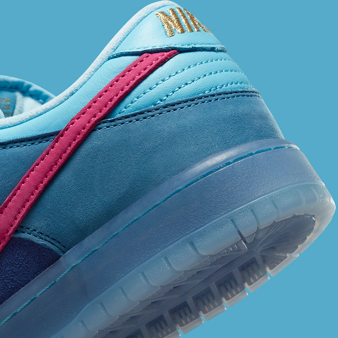 Nike SB Dunk Low "Run The Jewels"