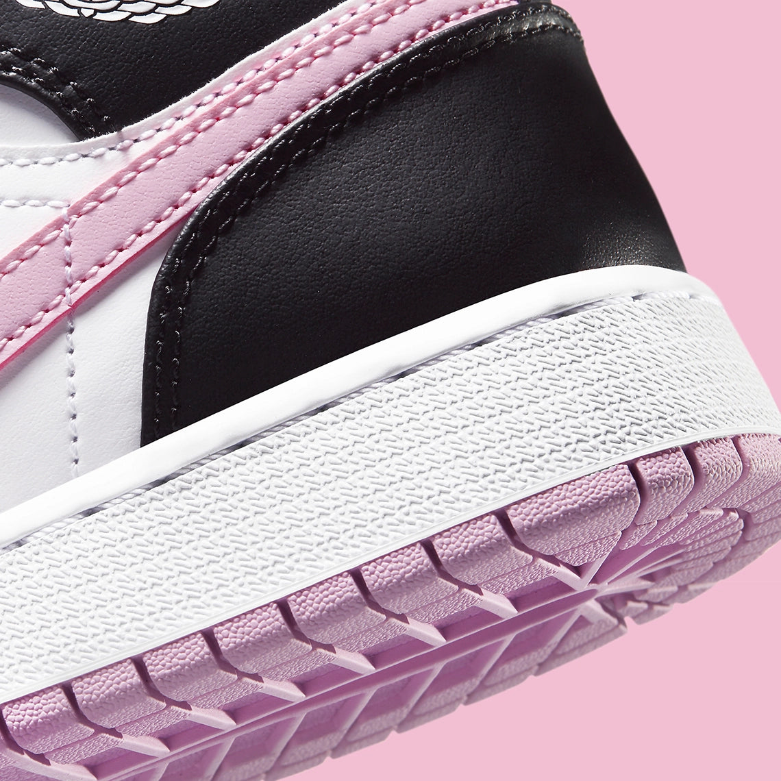 Jordan 1 Mid "Arctic Pink"