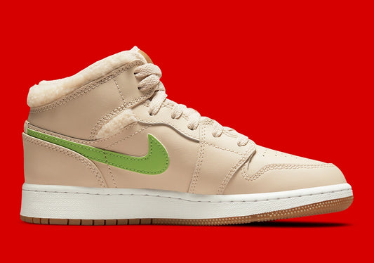 Jordan 1 Mid "Fleece Pearl White"